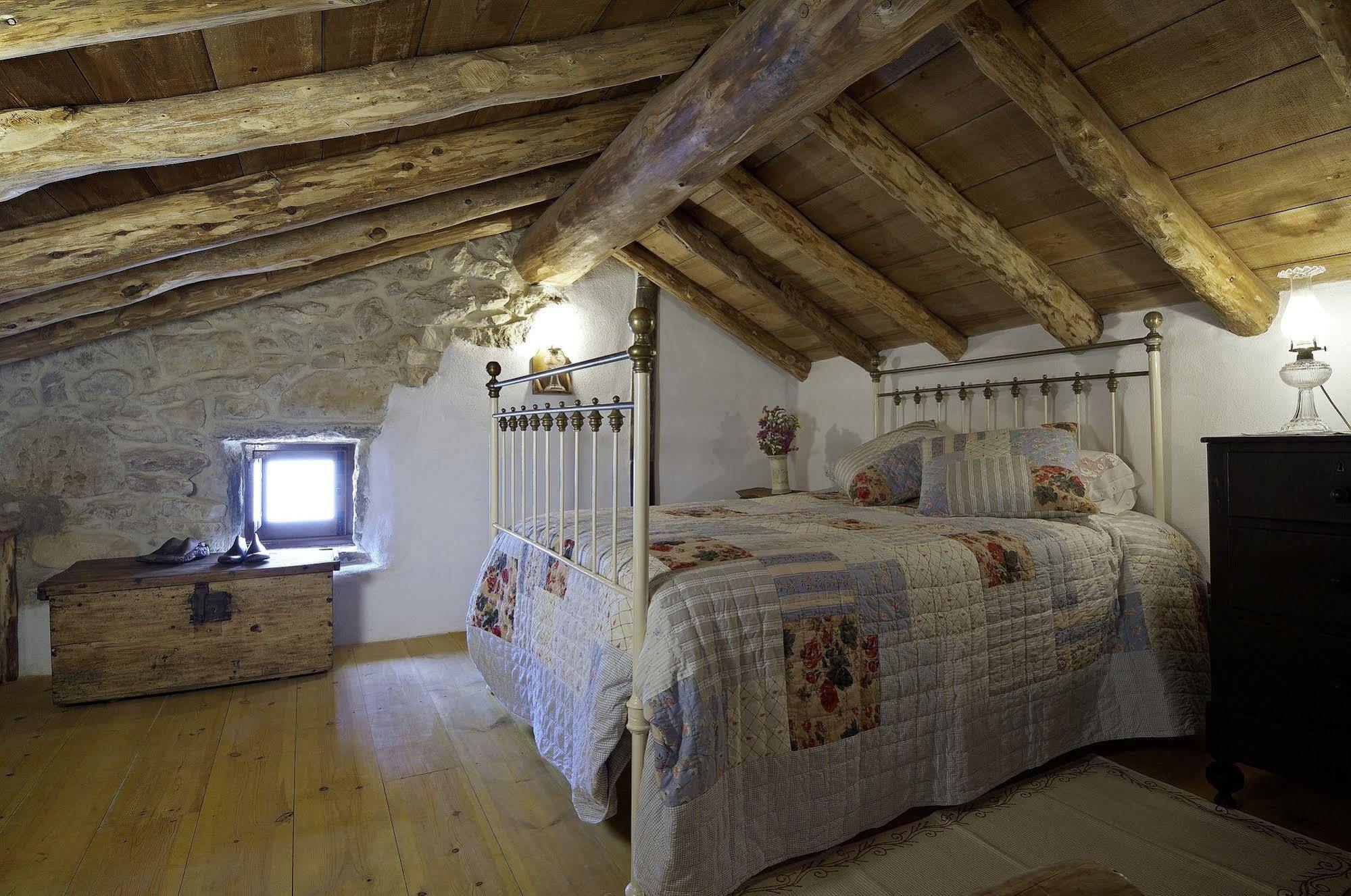 Aldeia Da Mata Pequena Hotel Mafra Bagian luar foto